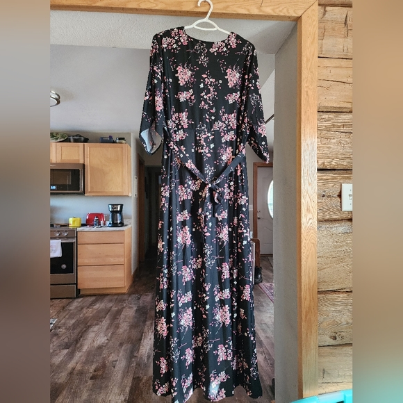 Ellos Floral Maxi Dress - Picture 2 of 3